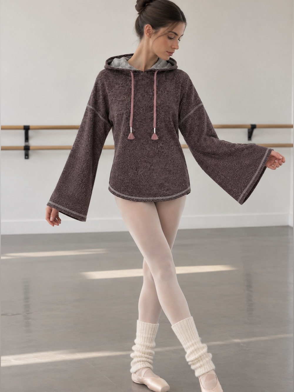 Heathered MauveReel Life Bell Sleeve Hoodie | Size M Cozy Soft Stretch Pullover